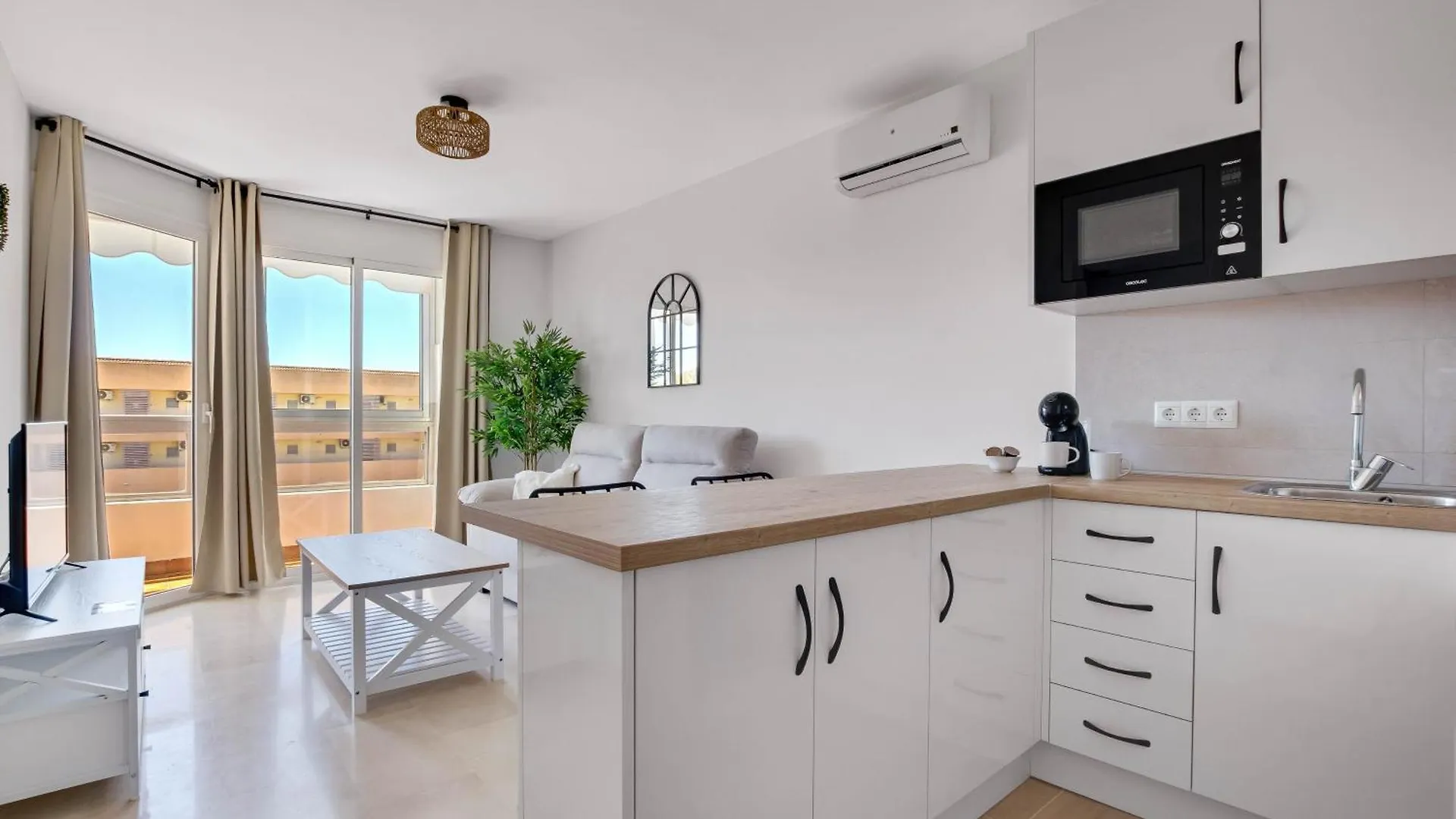 토레몰리노스 Vistamarina 408B By Ivi Real Estate 아파트