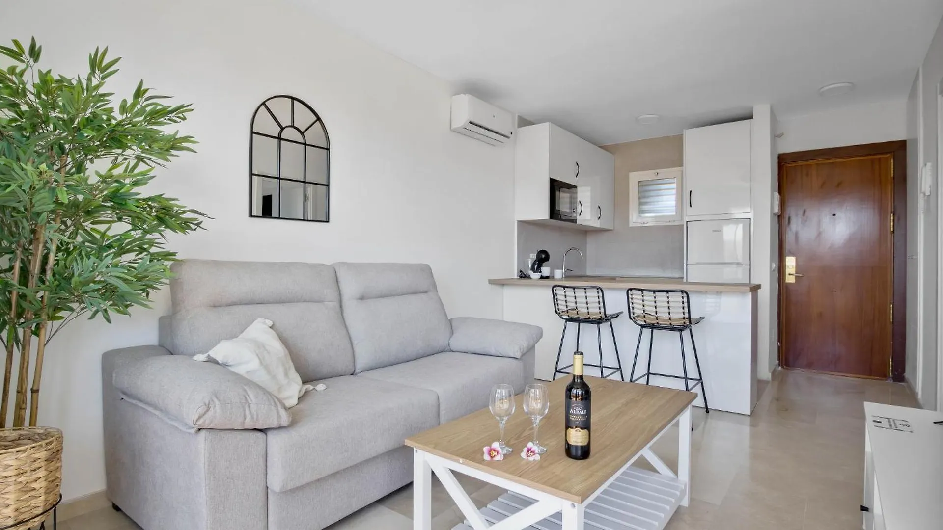 토레몰리노스 Vistamarina 408B By Ivi Real Estate 아파트 0*,  스페인